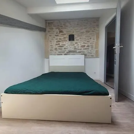 Centre-ville. Apartment Remoulins